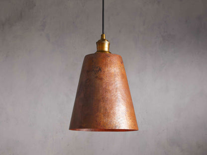 Lampe conique en cuivre